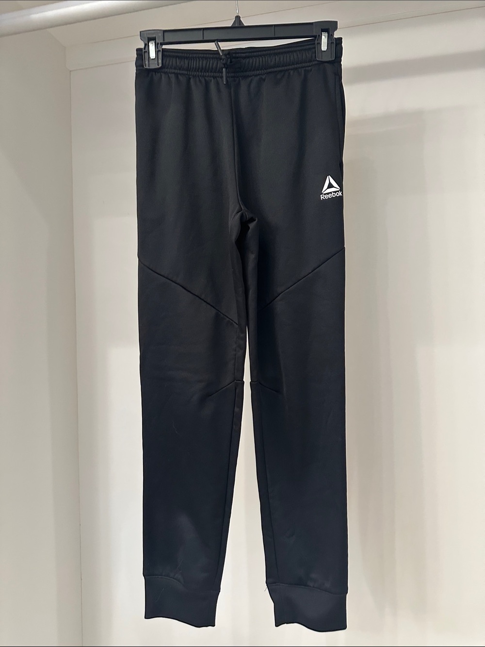 Reebok boys size 10-13 Black Athletic Joggers. Like new